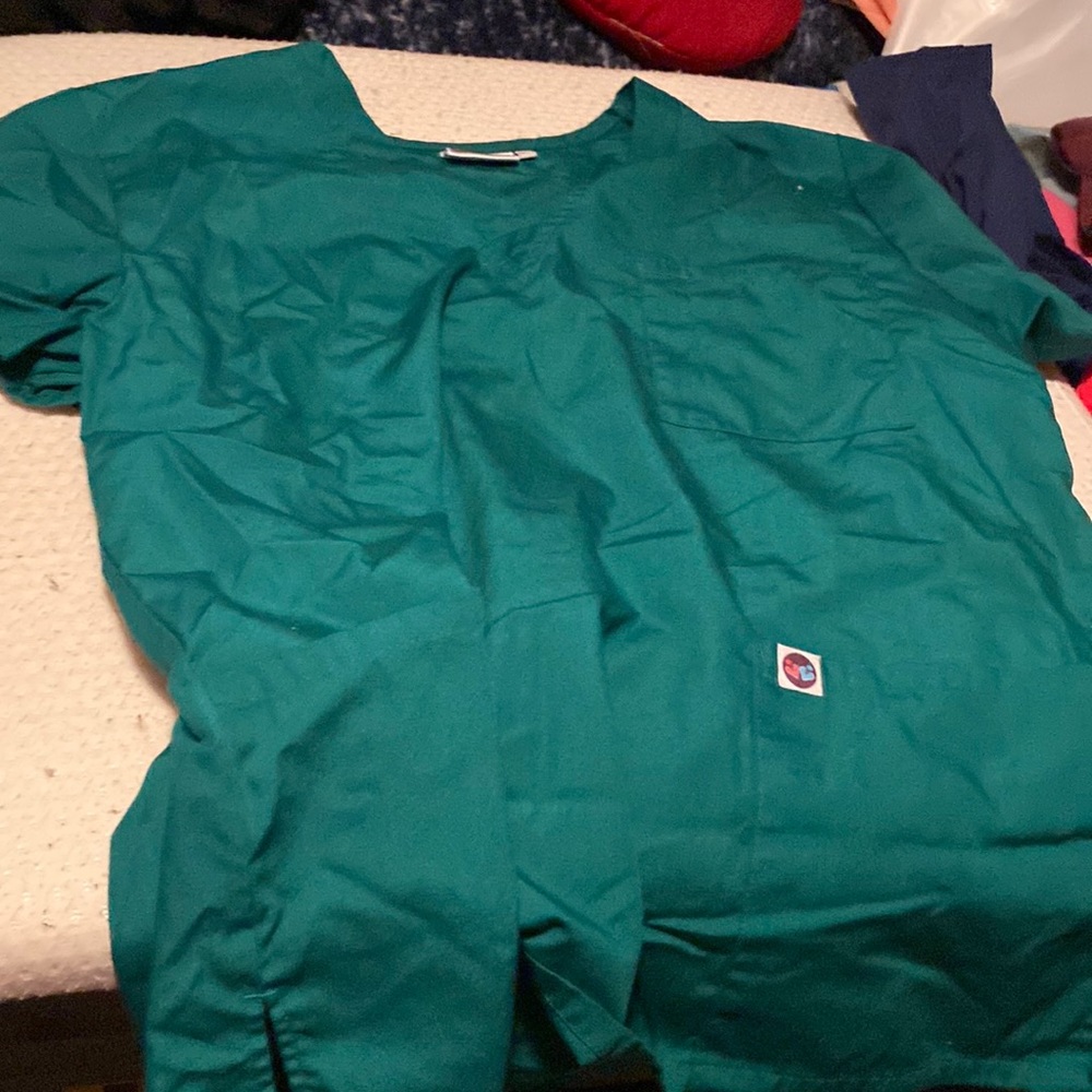 medium scrub top unisex